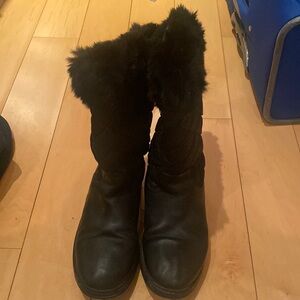 Tory Burch Shearling Fur boots